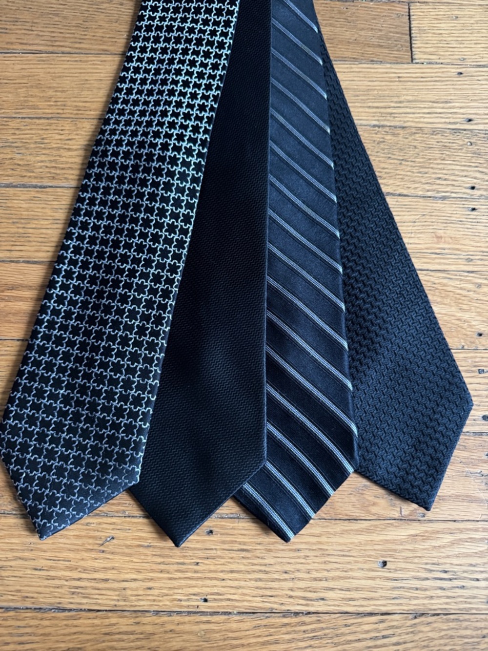 Premium Black Tie Bundle of 4